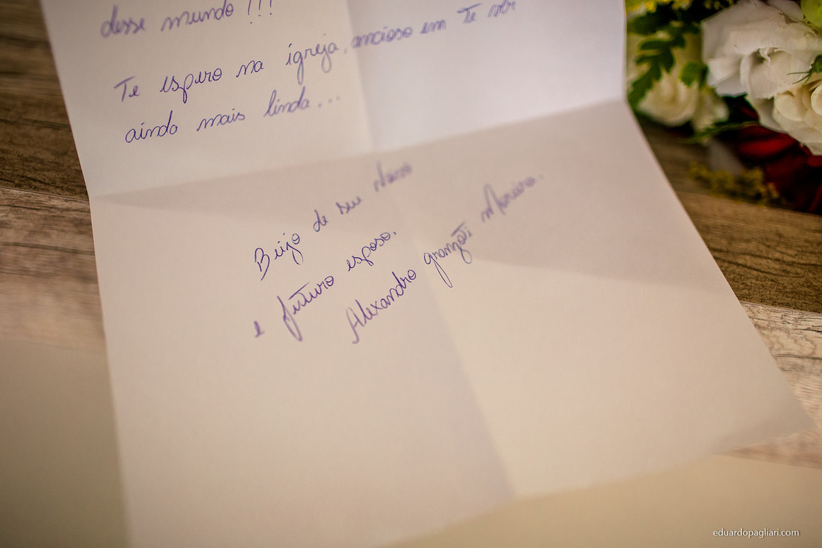 noiva fazendo brinde em colider mato grosso