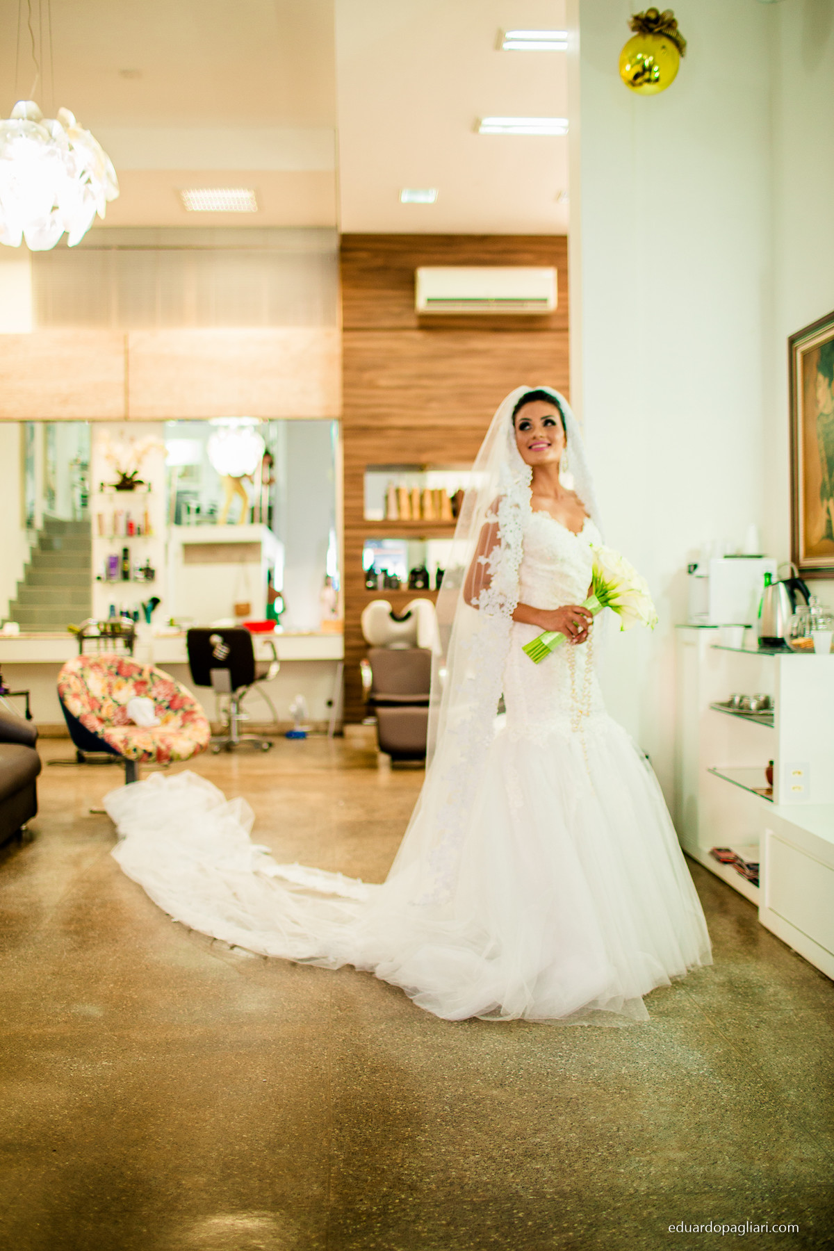 noiva fazendo brinde em colider mato grosso