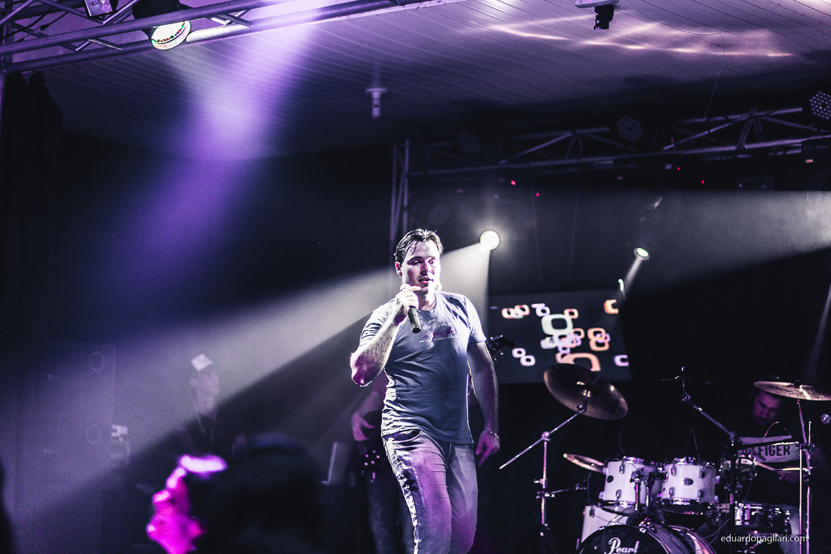 banda faro em colider