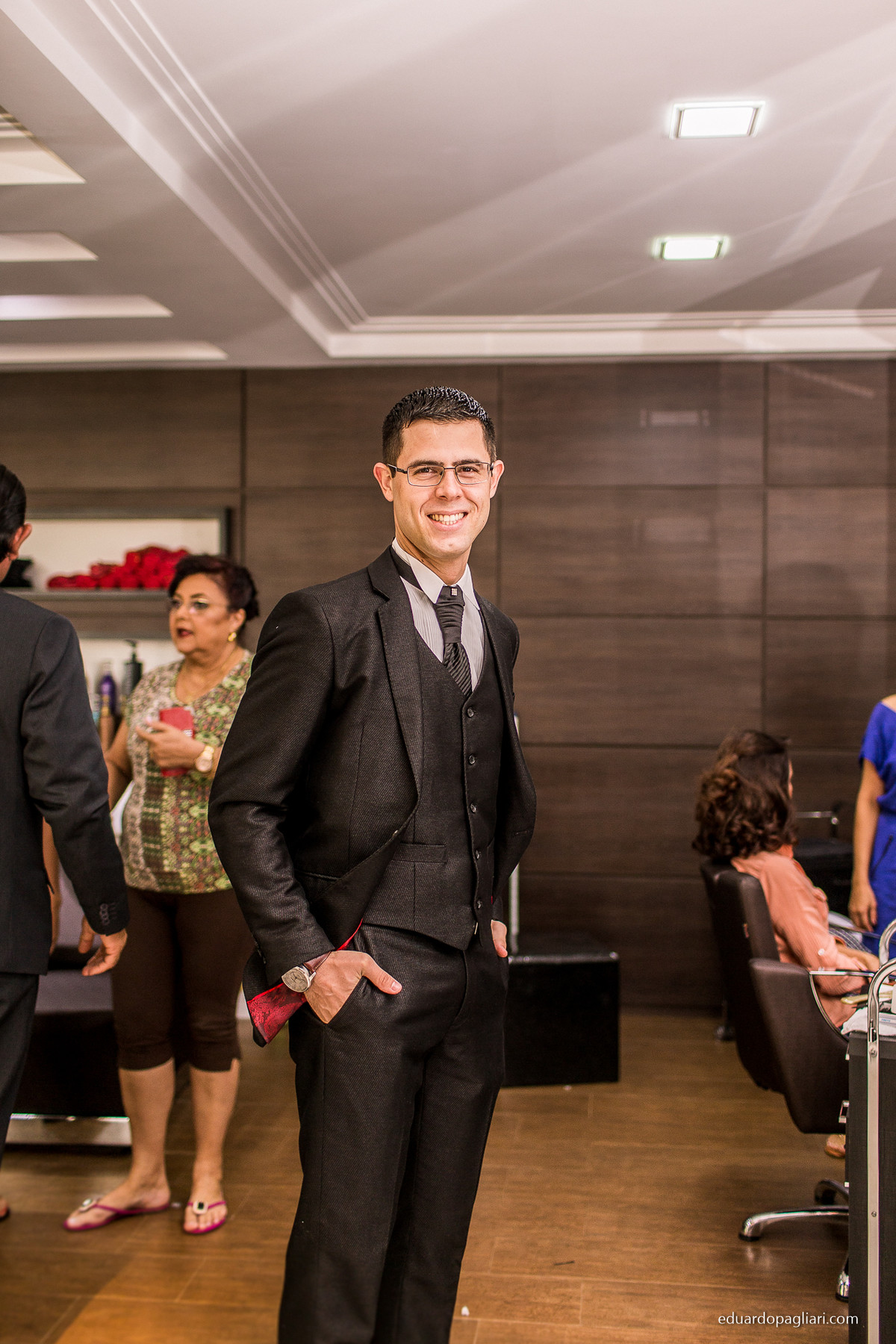 noivo antes do casamento