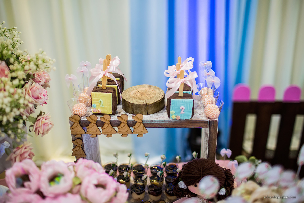 aniversário infantil com tema de boneca
