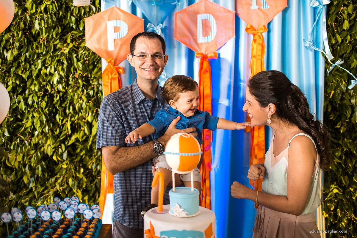 aniversario de um aninho com decoração de pipa