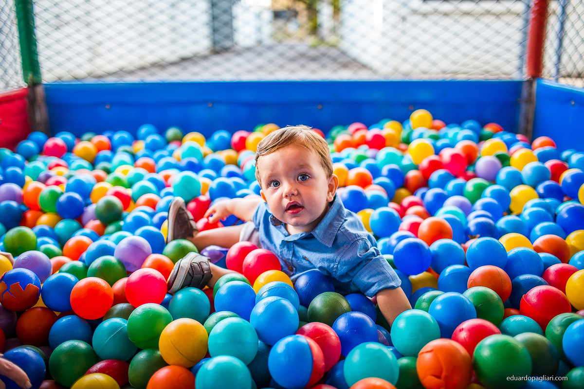aniversario de um aninho com decoração de pipa