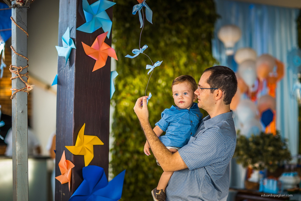 aniversario de um aninho com decoração de pipa