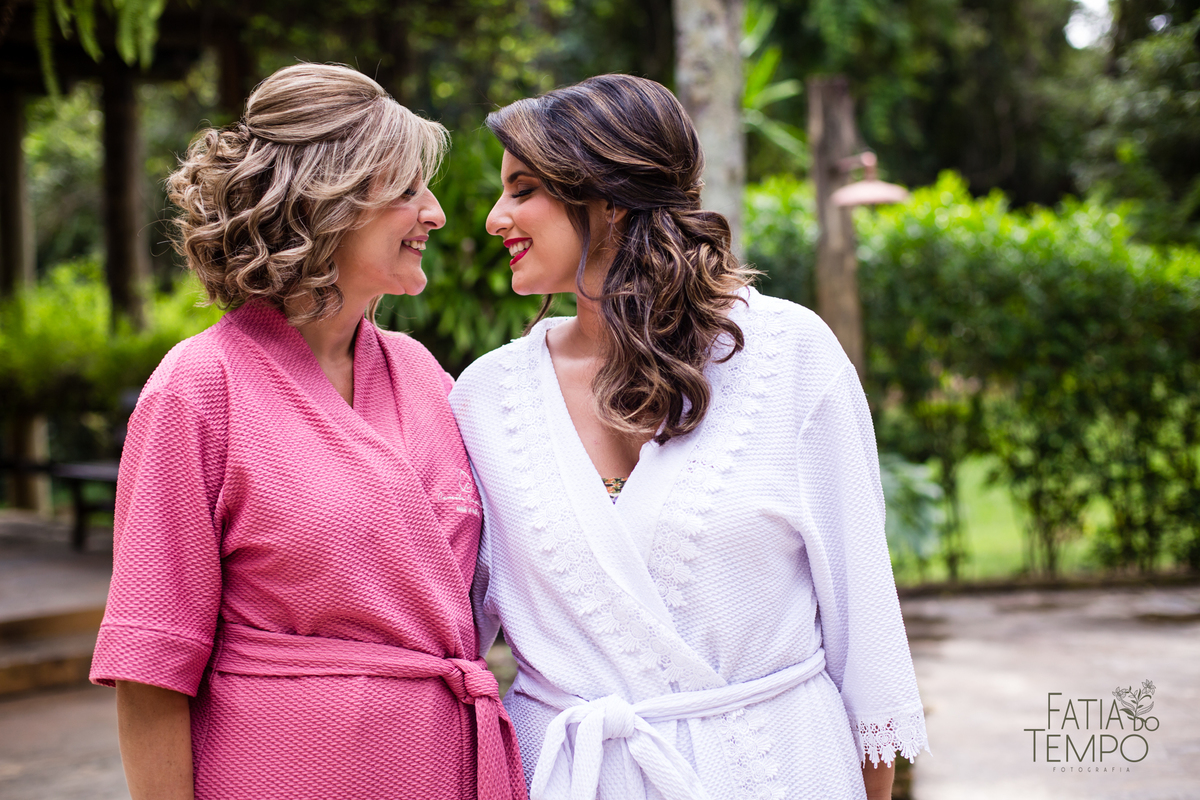 casamento ao ar livre, casamento villa mandacaru, casamento em itu, casamento interior de sp, casamento de dia, casamento fim de tarde, noiva, noivo, casamento por do sol, casamento embaixo da arvore, casamento no campo, borboletas em casamento