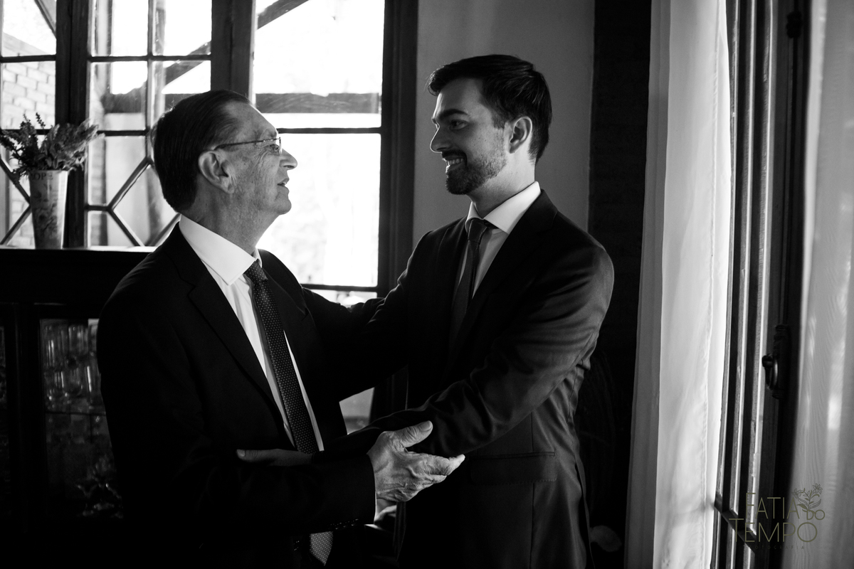 casamento ao ar livre, casamento villa mandacaru, casamento em itu, casamento interior de sp, casamento de dia, casamento fim de tarde, noiva, noivo, casamento por do sol, casamento embaixo da arvore, casamento no campo, borboletas em casamento