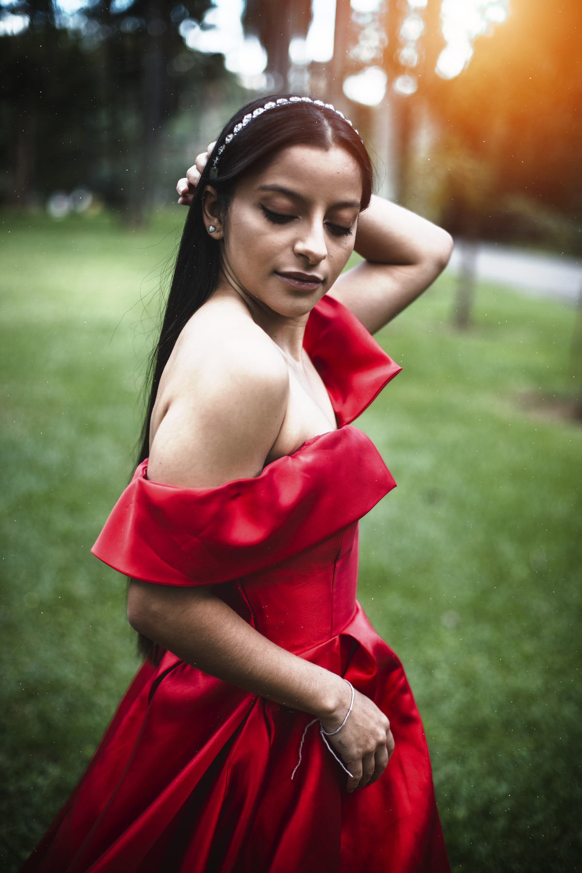 ensaio 15 anos, ensaio debutante, debutante vestido vermelho, ensaio jardim botanico, jardim botanico, fotos no jardim botanico, debutante jardim botanico, jardim botanico de são paulo, ensaio xv, xv, 