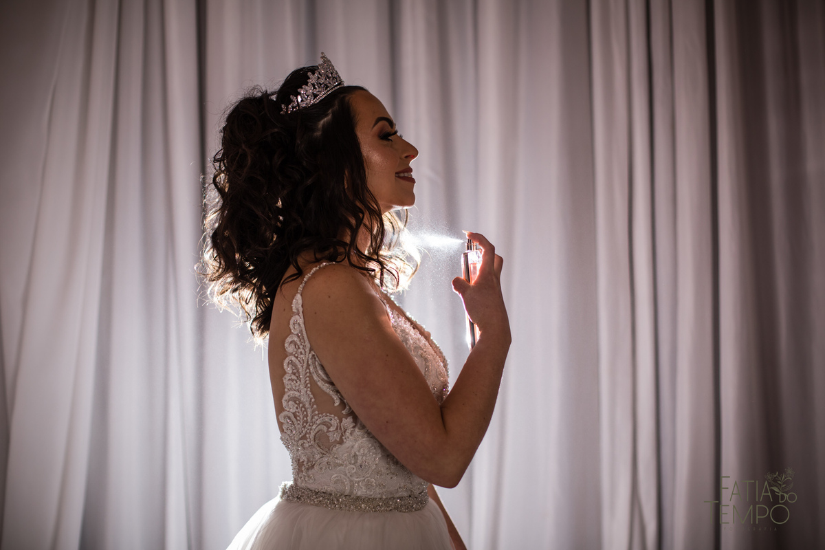 sitio são jorge, espaço demarchi sitio são jorge, casamento ao ar livre, caamento no sitio, oden decoração, SSJ casamentos, noiva gringa, noivo gringo, terno carmargo alfaiataria, 