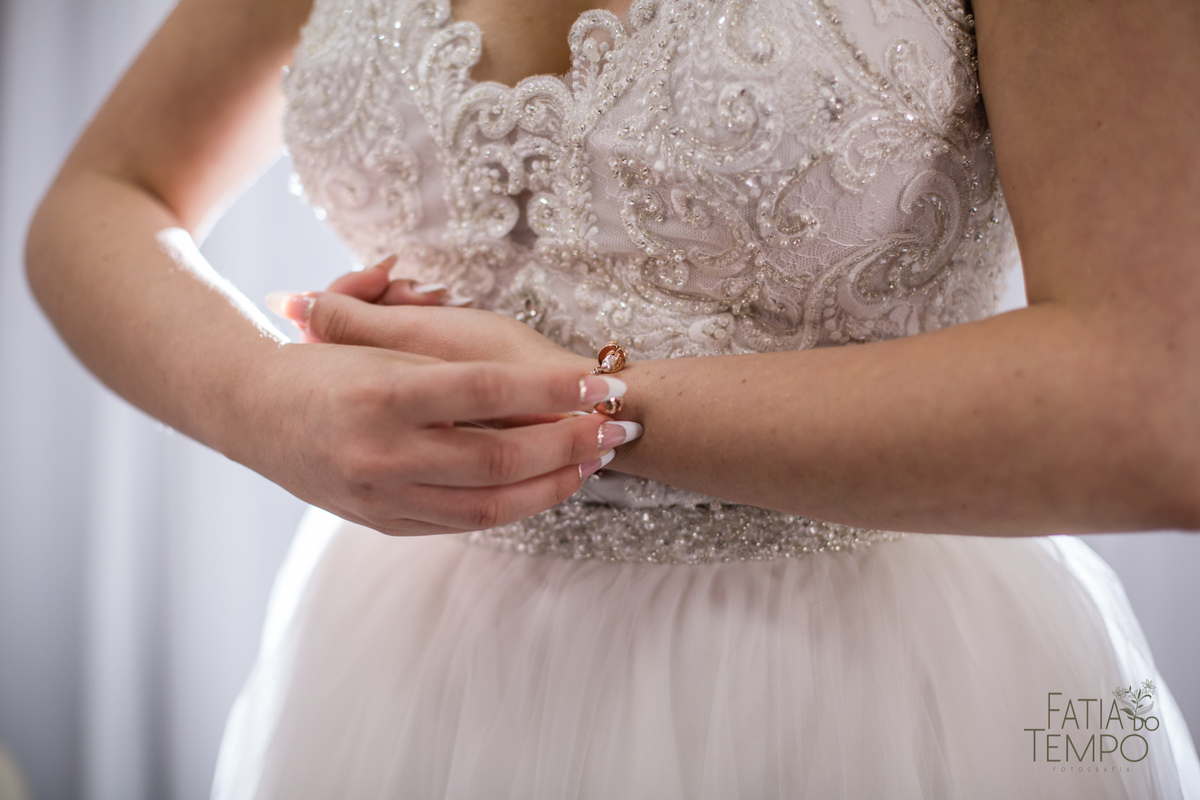 sitio são jorge, espaço demarchi sitio são jorge, casamento ao ar livre, caamento no sitio, oden decoração, SSJ casamentos, noiva gringa, noivo gringo, terno carmargo alfaiataria, 