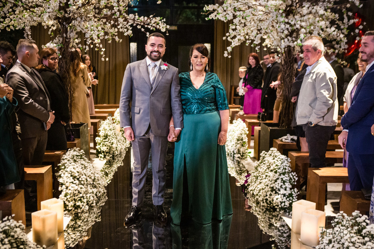 sitio são jorge, espaço demarchi sitio são jorge, casamento ao ar livre, caamento no sitio, oden decoraçãsitio são jorge, espaço demarchi sitio são jorge, casamento ao ar livre, cao, SSJ casamentos, noiva gringa, noivo gringo, terno carmargo alfaiataria, 