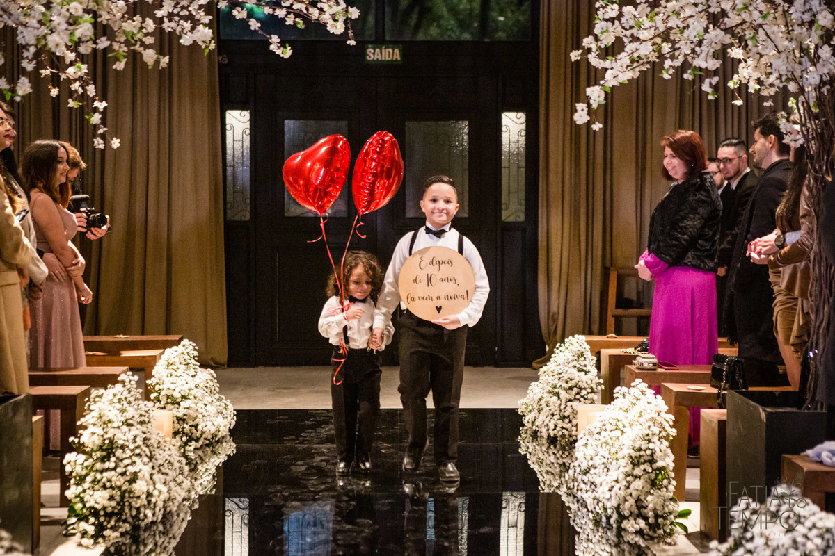 sitio são jorge, espaço demarchi sitio são jorge, casamento ao ar livre, caamento no sitio, oden decoração, SSJ casamentos, noiva gringa, noivo gringo, terno carmargo alfaiataria, 