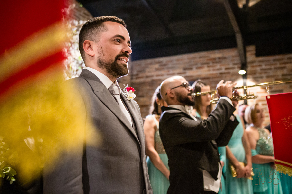 sitio são jorge, espaço demarchi sitio são jorge, casamento ao ar livre, caamento no sitio, oden decoração, SSJ casamentos, noiva gringa, noivo gringo, terno carmargo alfaiataria, 