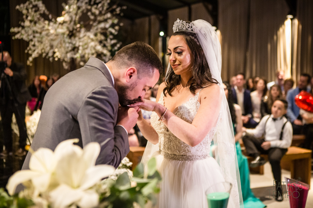 sitio são jorge, espaço demarchi sitio são jorge, casamento ao ar livre, caamento no sitio, oden decoração, SSJ casamentos, noiva gringa, noivo gringo, terno carmargo alfaiataria, 