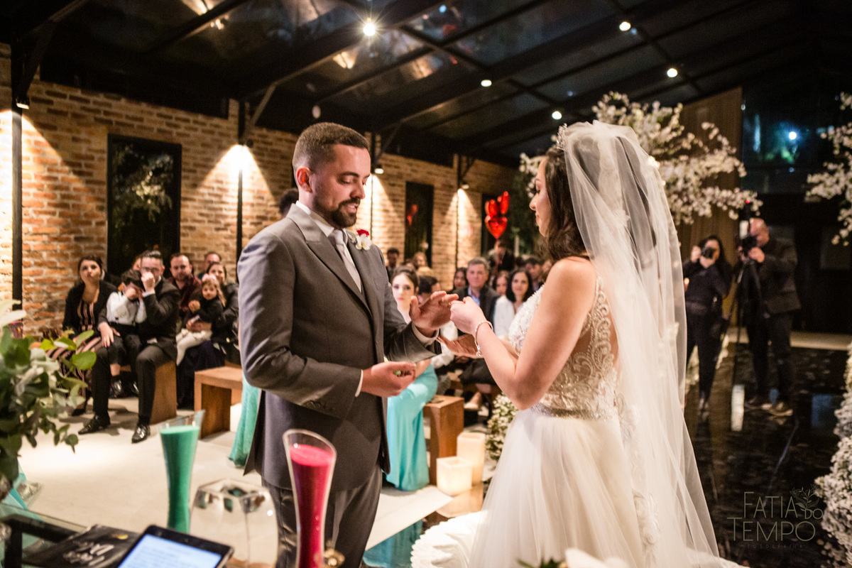 sitio são jorge, espaço demarchi sitio são jorge, casamento ao ar livre, caamento no sitio, oden decoração, SSJ casamentos, noiva gringa, noivo gringo, terno carmargo alfaiataria, 