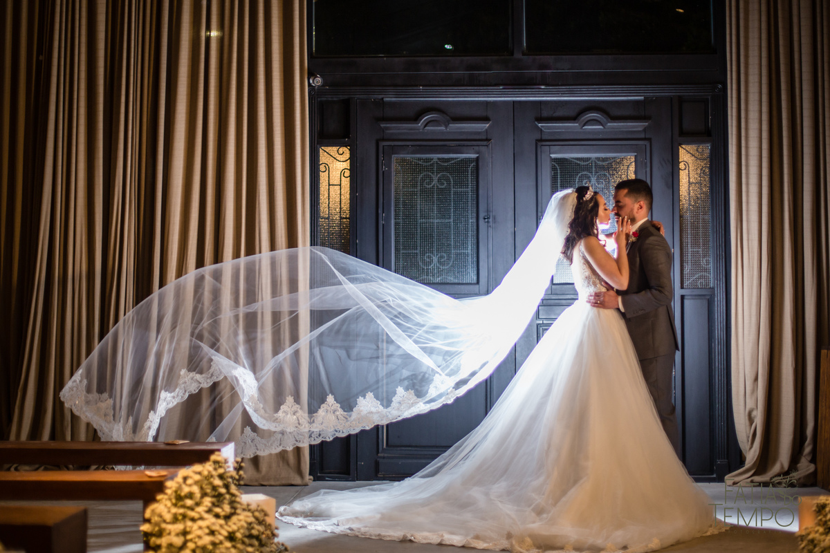 sitio são jorge, espaço demarchi sitio são jorge, casamento ao ar livre, caamento no sitio, oden decoração, SSJ casamentos, noiva gringa, noivo gringo, terno carmargo alfaiataria, 