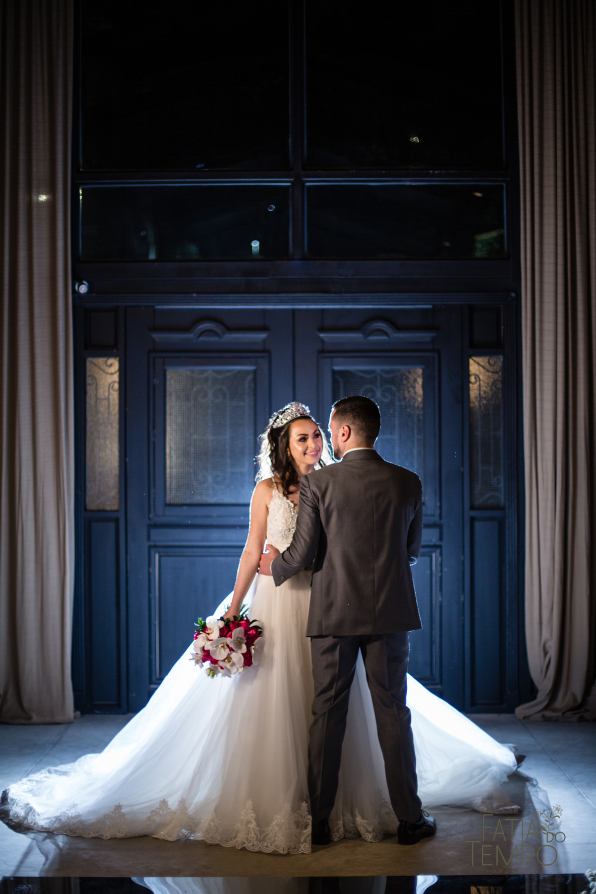 sitio são jorge, espaço demarchi sitio são jorge, casamento ao ar livre, caamento no sitio, oden decoração, SSJ casamentos, noiva gringa, noivo gringo, terno carmargo alfaiataria, 