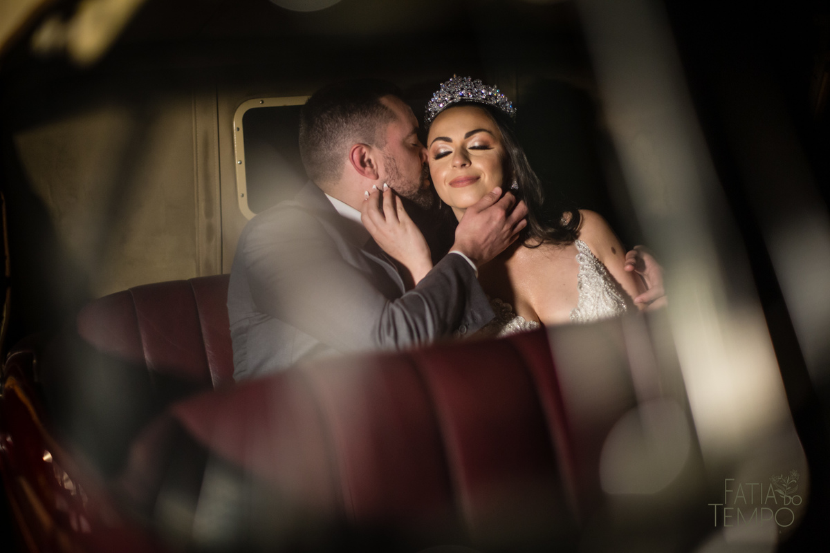 sitio são jorge, espaço demarchi sitio são jorge, casamento ao ar livre, caamento no sitio, oden decoração, SSJ casamentos, noiva gringa, noivo gringo, terno carmargo alfaiataria, 