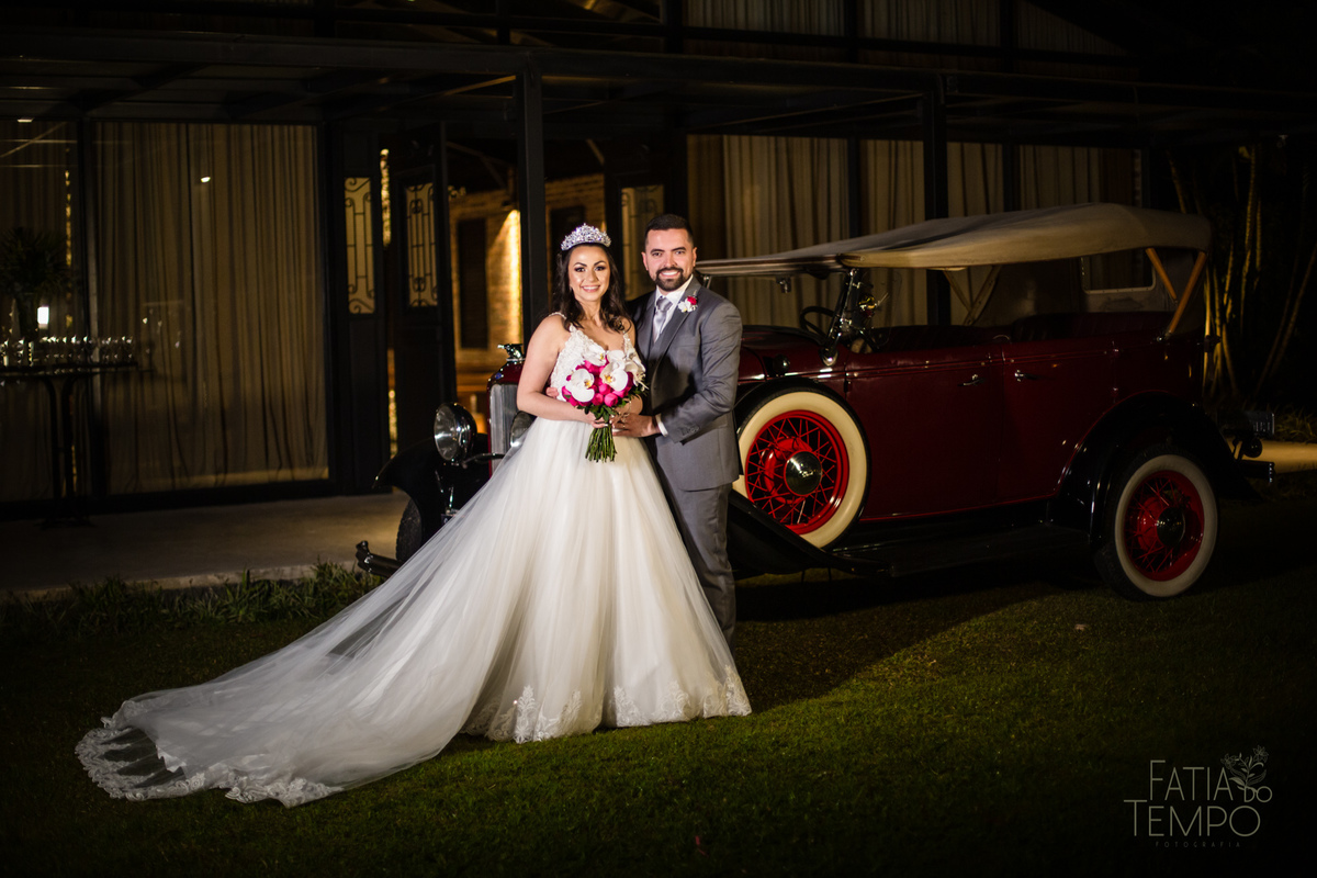 sitio são jorge, espaço demarchi sitio são jorge, casamento ao ar livre, caamento no sitio, oden decoração, SSJ casamentos, noiva gringa, noivo gringo, terno carmargo alfaiataria, 