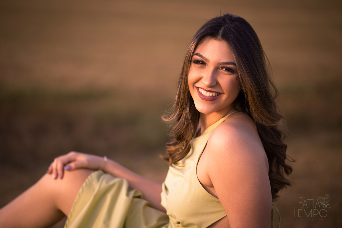 ensaio 15 anos, ensaio em holambra, ensaio cidade das flores, ensaio externo debutante, ensaio debutante, ensaio debutante em holambra, sessao de fotos debutante, ensaio com flores, ensaio de fotos girassois, ensaio de fotos lavanda, fotos debutante