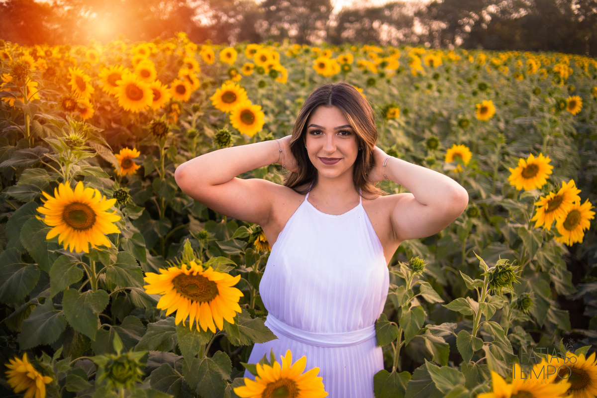 ensaio 15 anos, ensaio em holambra, ensaio cidade das flores, ensaio externo debutante, ensaio debutante, ensaio debutante em holambra, sessao de fotos debutante, ensaio com flores, ensaio de fotos girassois, ensaio de fotos lavanda, fotos debutante