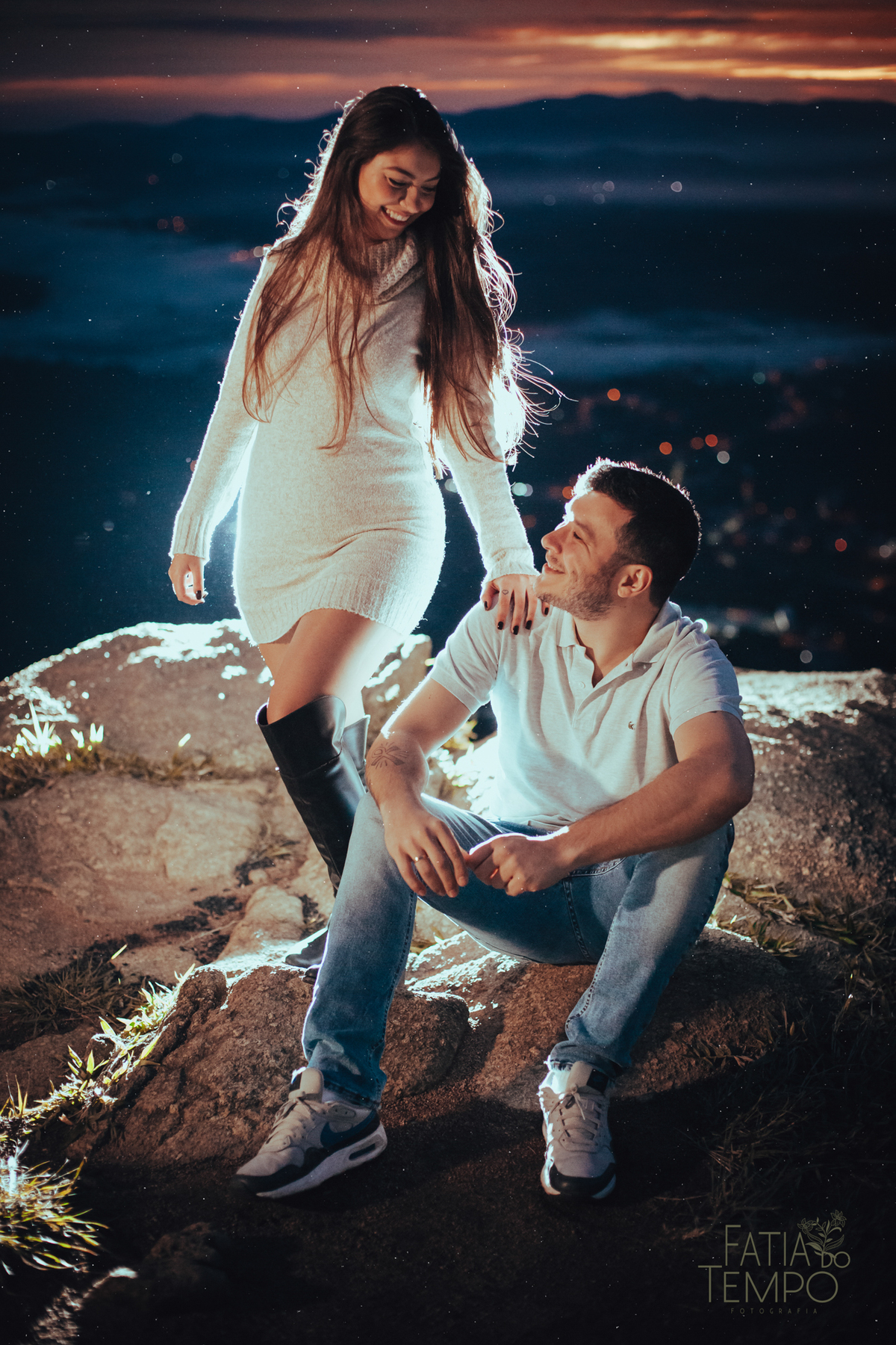 pico do olho d´agua, ensaio no pico do olho d´agua, ensaio ao nascer do sol, ensaio casal pico do olho d´agua, ensaio de casal ao nascer do sol, ensaio de casal montanha, ensaio de casal, pre casamento pico do olho d´agua, pre wedding pico do olho d´agua