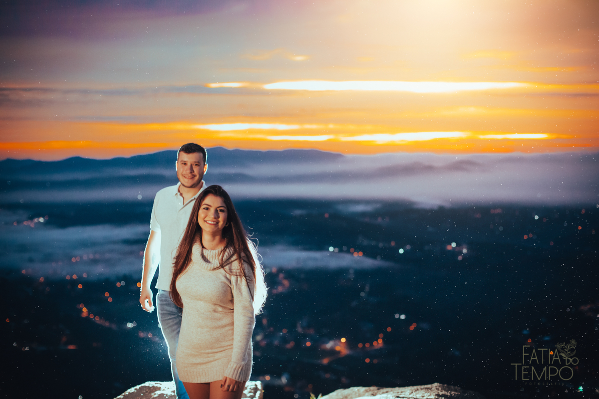 pico do olho d´agua, ensaio no pico do olho d´agua, ensaio ao nascer do sol, ensaio casal pico do olho d´agua, ensaio de casal ao nascer do sol, ensaio de casal montanha, ensaio de casal, pre casamento pico do olho d´agua, pre wedding pico do olho d´agua