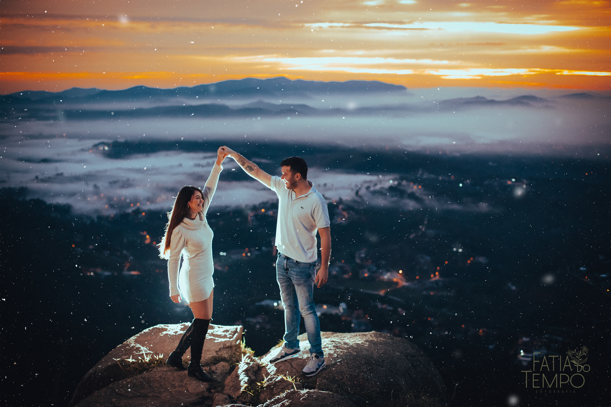 pico do olho d´agua, ensaio no pico do olho d´agua, ensaio ao nascer do sol, ensaio casal pico do olho d´agua, ensaio de casal ao nascer do sol, ensaio de casal montanha, ensaio de casal, pre casamento pico do olho d´agua, pre wedding pico do olho d´agua