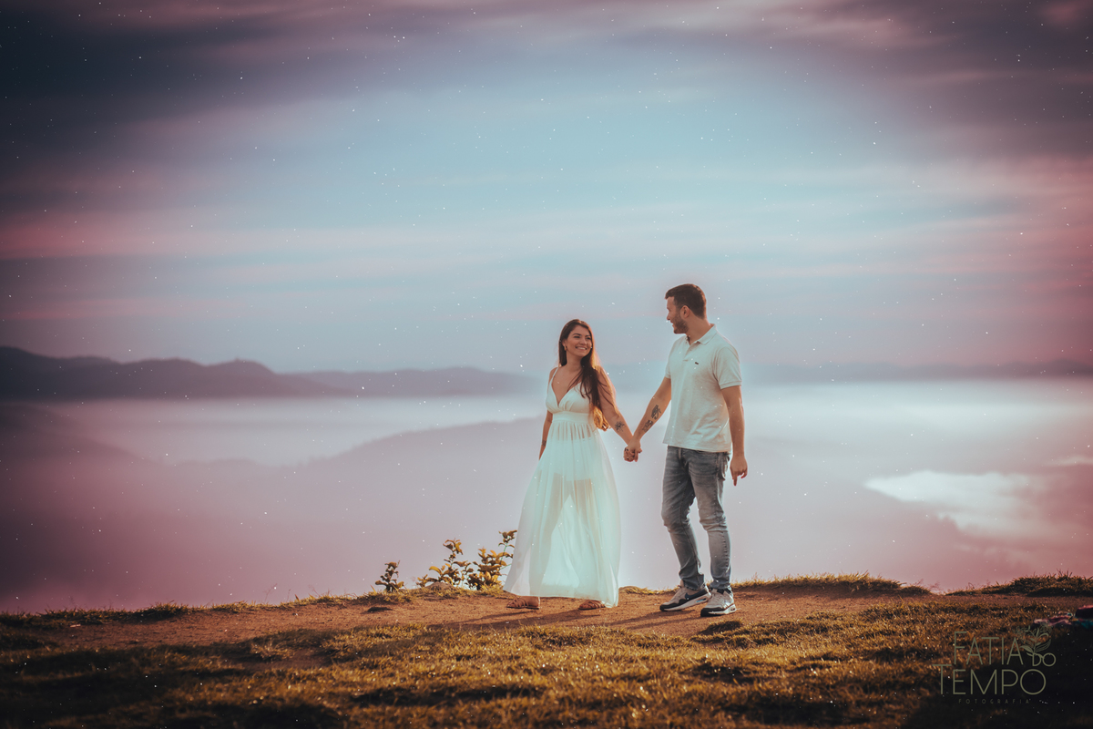 pico do olho d´agua, ensaio no pico do olho d´agua, ensaio ao nascer do sol, ensaio casal pico do olho d´agua, ensaio de casal ao nascer do sol, ensaio de casal montanha, ensaio de casal, pre casamento pico do olho d´agua, pre wedding pico do olho d´agua
