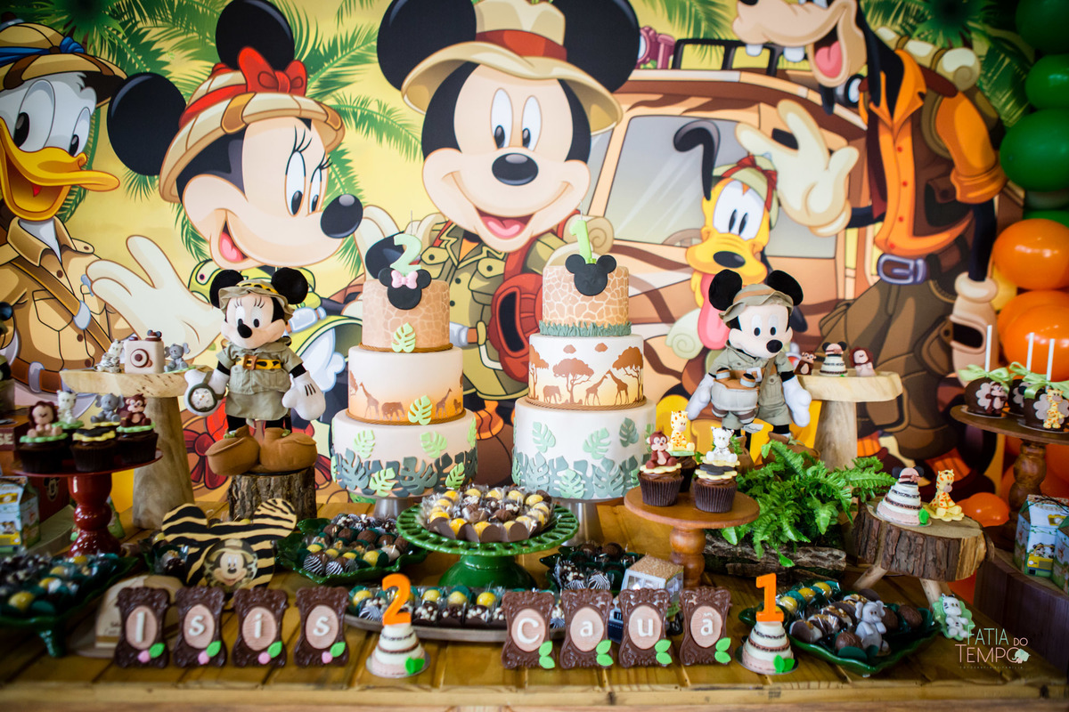 aniversario mickey, festa de aniversario, aniversario 1 ano, fotografo de aniversario, festa no predio, festa no condominio, foto de criança, decoração, safari, mãe de menina, mãe de menino, ensaio fotográfico, buffet infantil, foto autoral, lifestyle