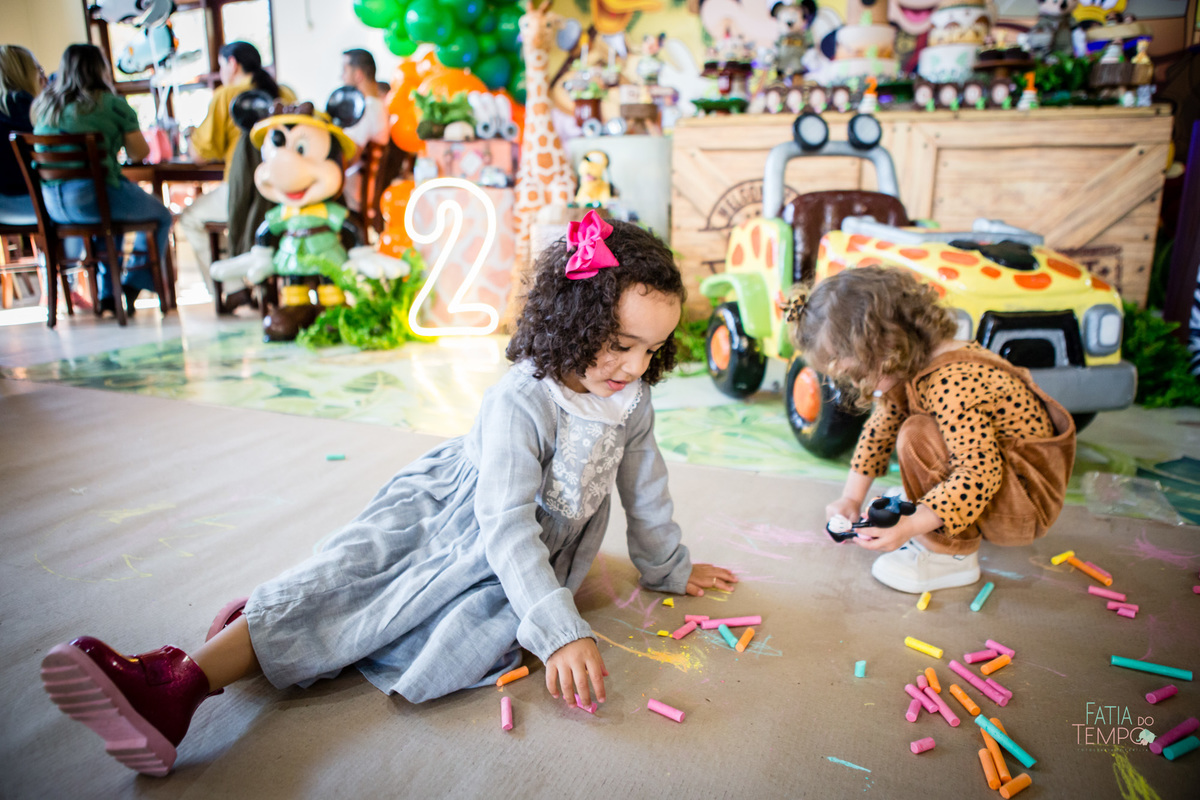 aniversario mickey, festa de aniversario, aniversario 1 ano, fotografo de aniversario, festa no predio, festa no condominio, foto de criança, decoração, safari, mãe de menina, mãe de menino, ensaio fotográfico, buffet infantil, foto autoral, lifestyle