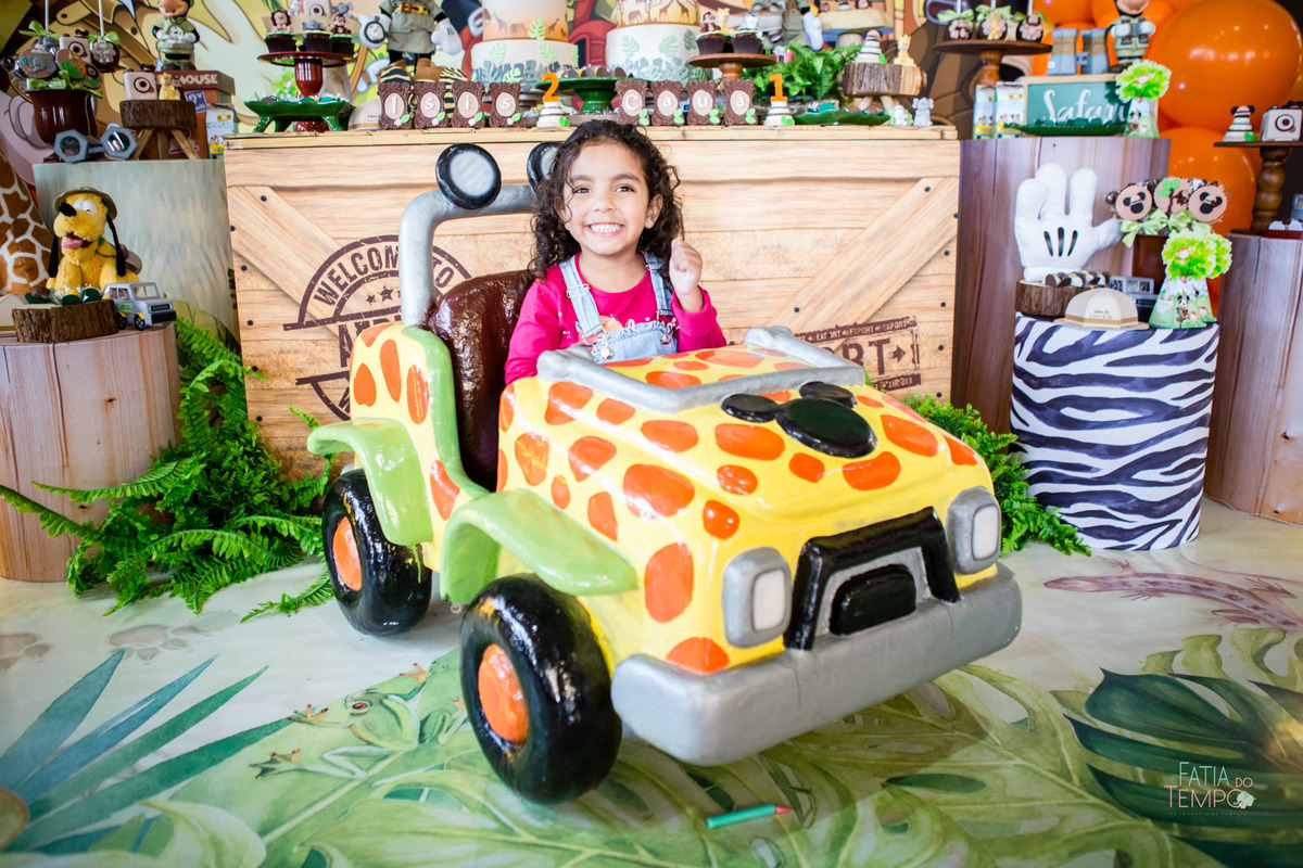 aniversario mickey, festa de aniversario, aniversario 1 ano, fotografo de aniversario, festa no predio, festa no condominio, foto de criança, decoração, safari, mãe de menina, mãe de menino, ensaio fotográfico, buffet infantil, foto autoral, lifestyle