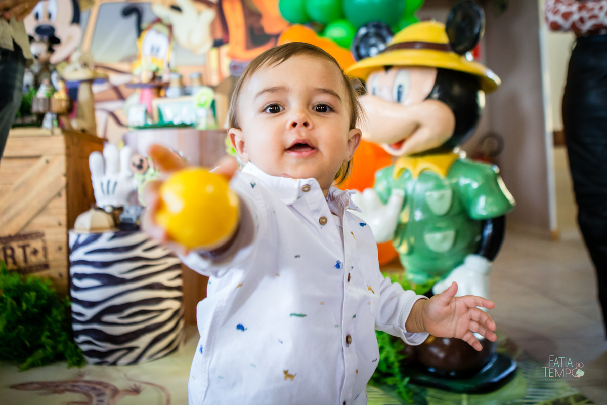 aniversario mickey, festa de aniversario, aniversario 1 ano, fotografo de aniversario, festa no predio, festa no condominio, foto de criança, decoração, safari, mãe de menina, mãe de menino, ensaio fotográfico, buffet infantil, foto autoral, lifestyle