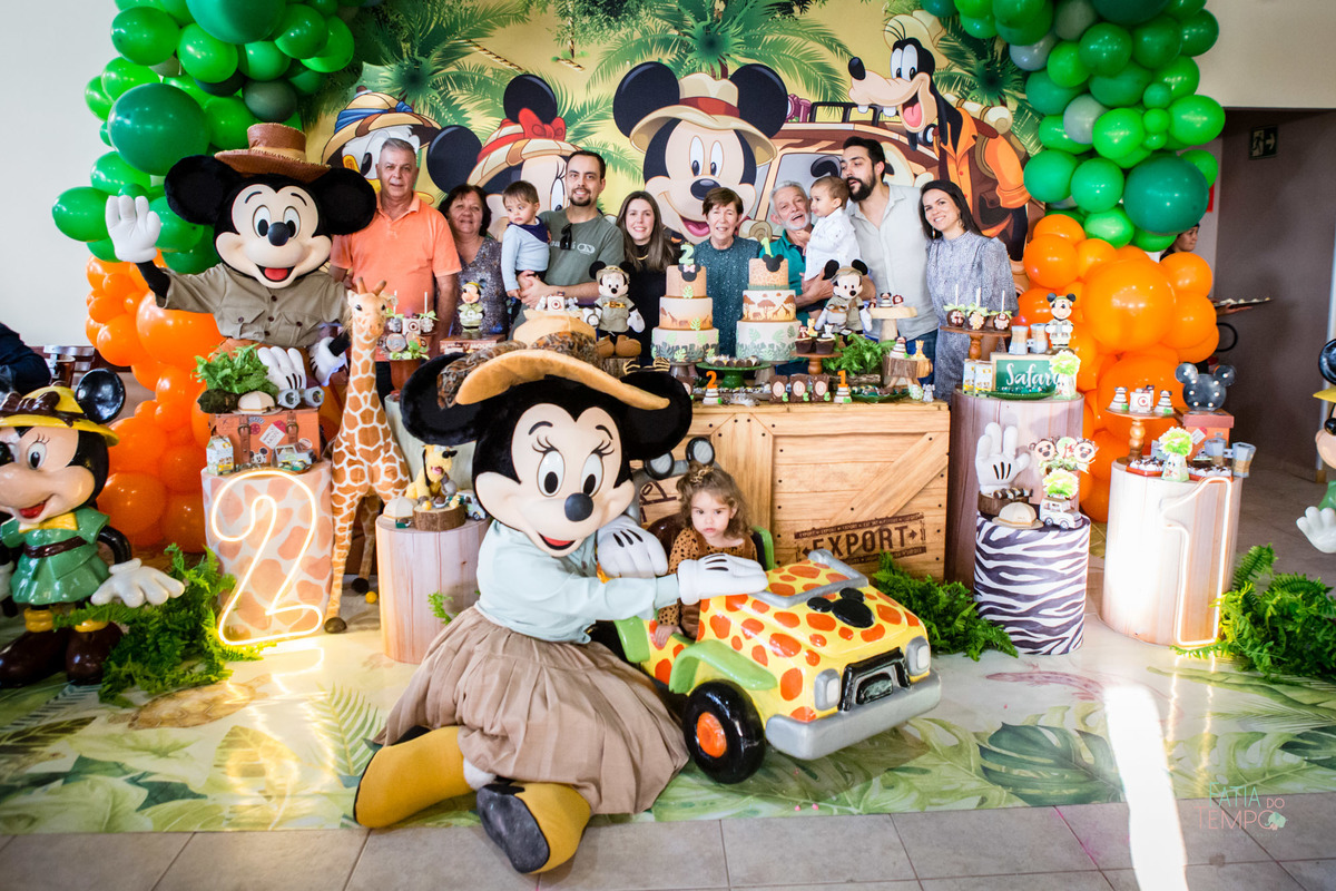 aniversario mickey, festa de aniversario, aniversario 1 ano, fotografo de aniversario, festa no predio, festa no condominio, foto de criança, decoração, safari, mãe de menina, mãe de menino, ensaio fotográfico, buffet infantil, foto autoral, lifestyle