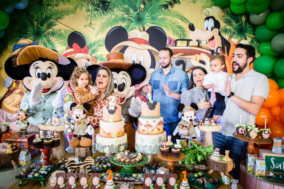 aniversario mickey, festa de aniversario, aniversario 1 ano, fotografo de aniversario, festa no predio, festa no condominio, foto de criança, decoração, safari, mãe de menina, mãe de menino, ensaio fotográfico, buffet infantil, foto autoral, lifestyle