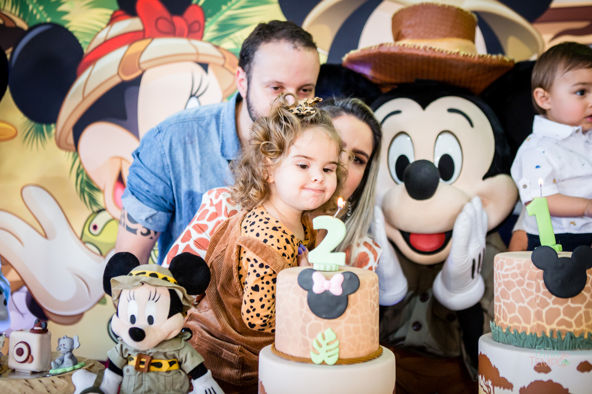 aniversario mickey, festa de aniversario, aniversario 1 ano, fotografo de aniversario, festa no predio, festa no condominio, foto de criança, decoração, safari, mãe de menina, mãe de menino, ensaio fotográfico, buffet infantil, foto autoral, lifestyle