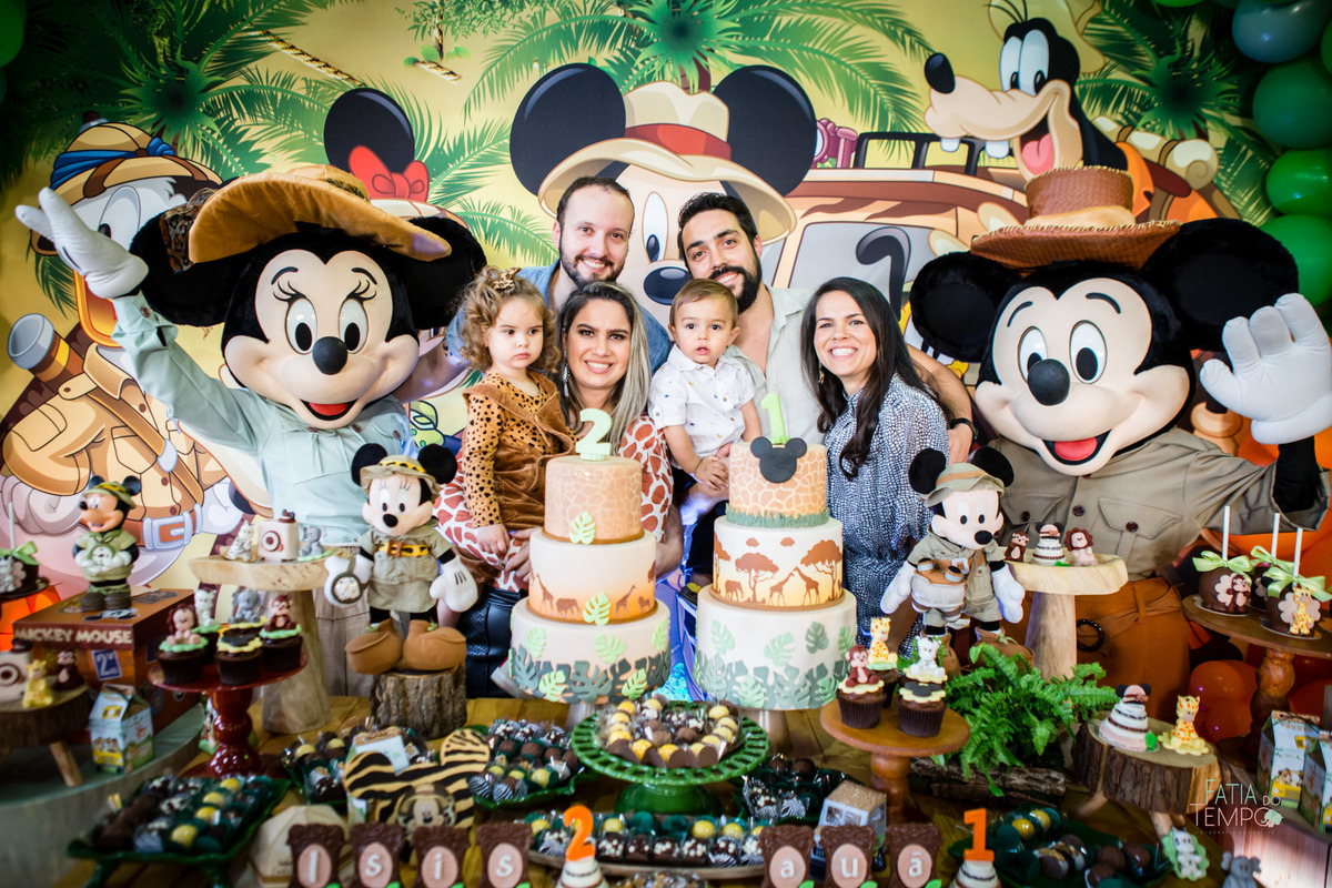 aniversario mickey, festa de aniversario, aniversario 1 ano, fotografo de aniversario, festa no predio, festa no condominio, foto de criança, decoração, safari, mãe de menina, mãe de menino, ensaio fotográfico, buffet infantil, foto autoral, lifestyle