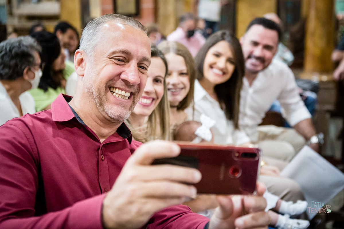 batizado, igreja, catolico, fotografia, comunhão, familia, criança, bebê, menina, menino, foto de criança, foto de família, mãe de menina, mãe de menino, arquitetura, sagrado, Deus, batismo, padre, ensaio fotografico, estudio fotografico,