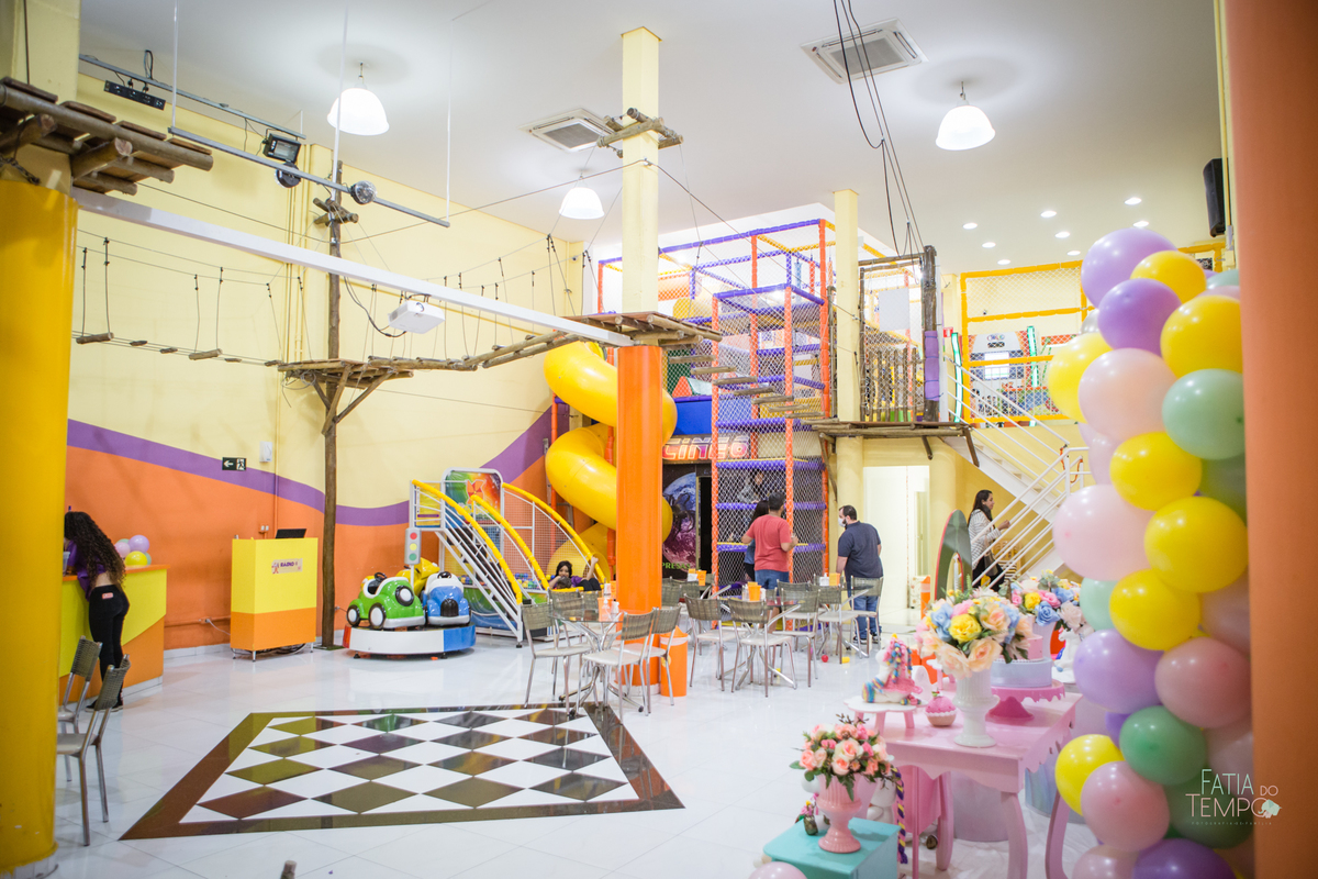 aniversario, ponei, festa de aniversario, 7 anos, fotografo de aniversario, buffet infantil, festa no buffet, foto de criança, decoração, princesa, mãe de menina, mãe de menino, ensaio fotográfico, buffet infantil, foto autoral, lifestyle