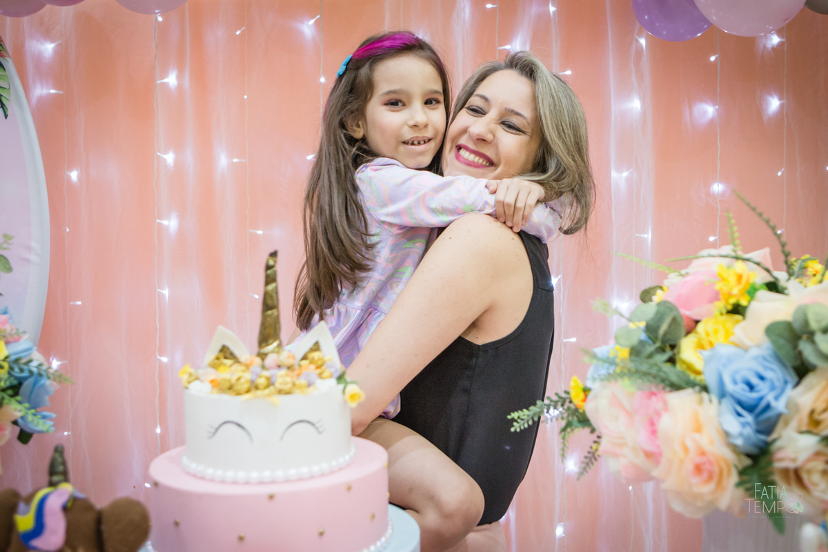 aniversario, ponei, festa de aniversario, 7 anos, fotografo de aniversario, buffet infantil, festa no buffet, foto de criança, decoração, princesa, mãe de menina, mãe de menino, ensaio fotográfico, buffet infantil, foto autoral, lifestyle