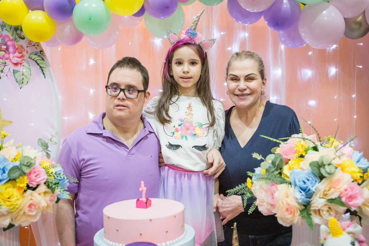 aniversario, ponei, festa de aniversario, 7 anos, fotografo de aniversario, buffet infantil, festa no buffet, foto de criança, decoração, princesa, mãe de menina, mãe de menino, ensaio fotográfico, buffet infantil, foto autoral, lifestyle