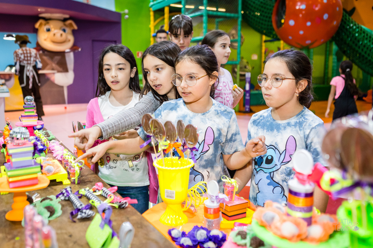 aniversario, xuxa, casa x, festa de aniversario, 9 anos, fotografo de aniversario, buffet infantil, festa no buffet, foto de criança, decoração, princesa, mãe de menina, mãe de menino, ensaio fotográfico, buffet infantil, foto autoral, lifestyle