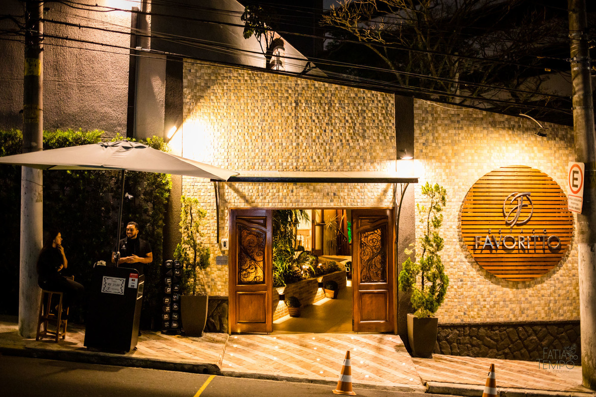 15 anos, debutante, aniversário, adolescente, menina, mulher, festa, buffet, familia, fotografia profissional, fotografia autoral, favoritto buffet, jovem, decoração, happy birthday, princesa, filha, mae de menina, pai de menina, xv, festa de 15 anos, 