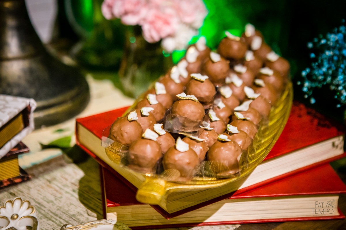 15 anos, debutante, aniversário, adolescente, menina, mulher, festa, buffet, familia, fotografia profissional, fotografia autoral, favoritto buffet, jovem, decoração, happy birthday, princesa, filha, mae de menina, pai de menina, xv, festa de 15 anos, 