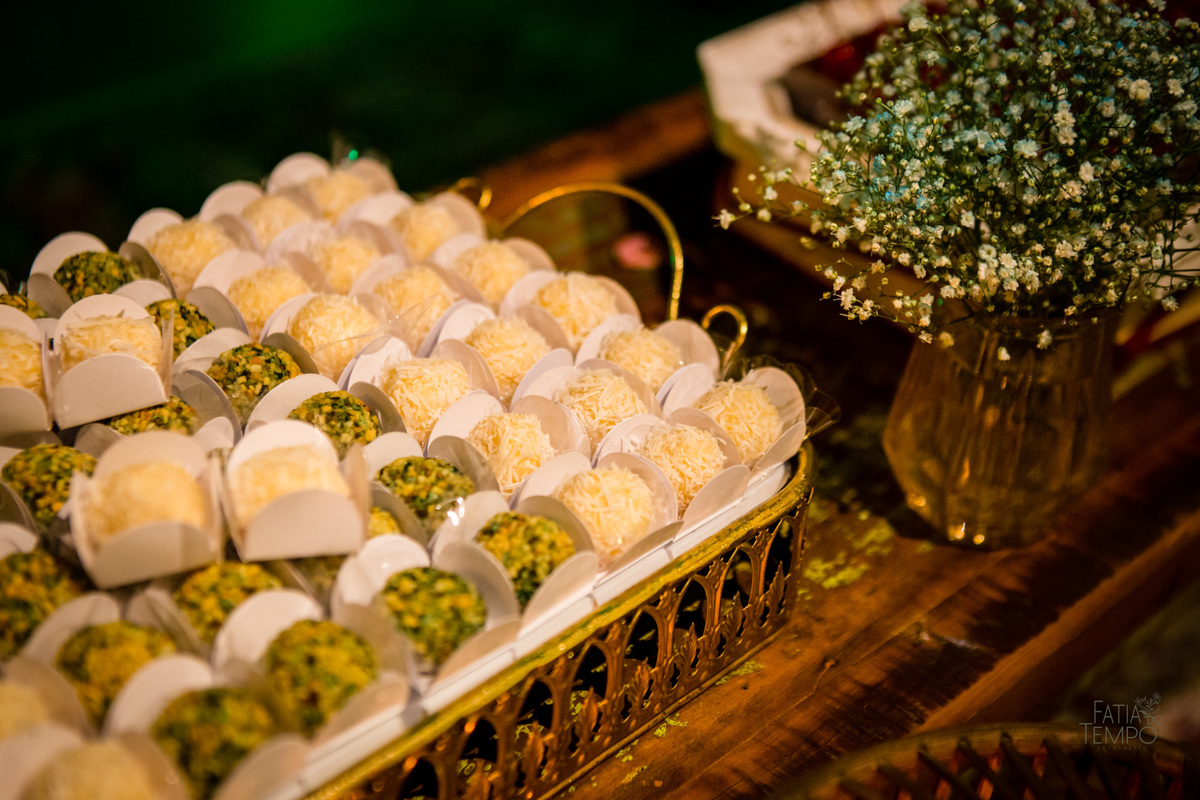 15 anos, debutante, aniversário, adolescente, menina, mulher, festa, buffet, familia, fotografia profissional, fotografia autoral, favoritto buffet, jovem, decoração, happy birthday, princesa, filha, mae de menina, pai de menina, xv, festa de 15 anos, 