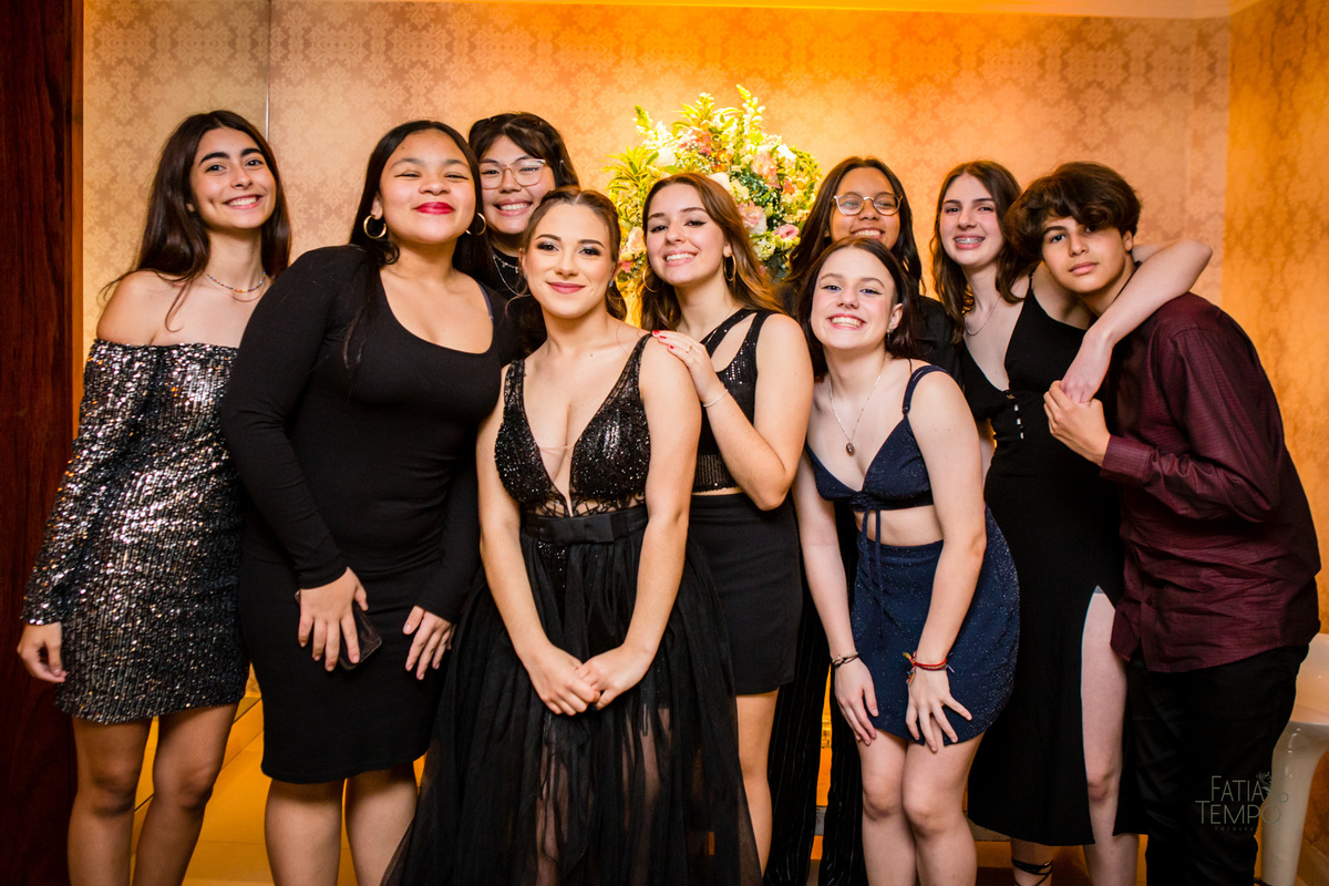 15 anos, debutante, aniversário, adolescente, menina, mulher, festa, buffet, familia, fotografia profissional, fotografia autoral, favoritto buffet, jovem, decoração, happy birthday, princesa, filha, mae de menina, pai de menina, xv, festa de 15 anos, 