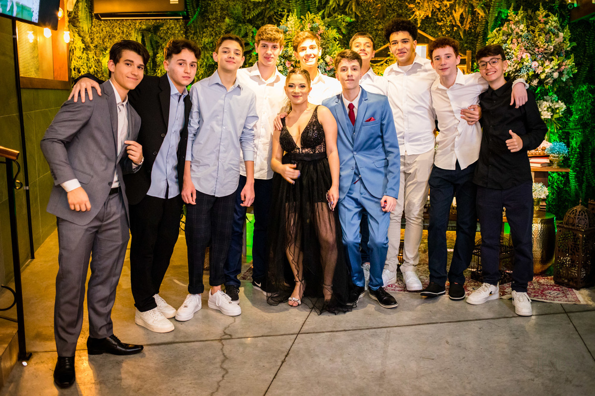 15 anos, debutante, aniversário, adolescente, menina, mulher, festa, buffet, familia, fotografia profissional, fotografia autoral, favoritto buffet, jovem, decoração, happy birthday, princesa, filha, mae de menina, pai de menina, xv, festa de 15 anos, 