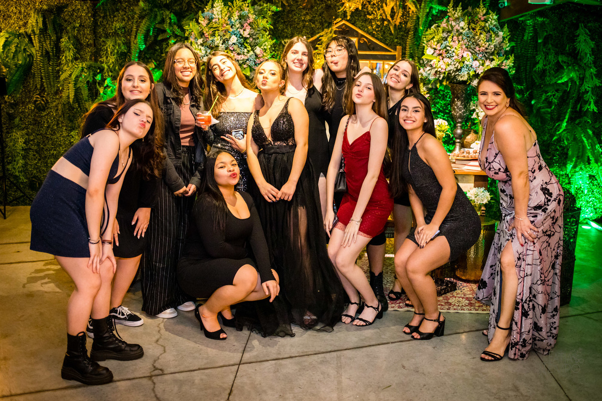 15 anos, debutante, aniversário, adolescente, menina, mulher, festa, buffet, familia, fotografia profissional, fotografia autoral, favoritto buffet, jovem, decoração, happy birthday, princesa, filha, mae de menina, pai de menina, xv, festa de 15 anos, 