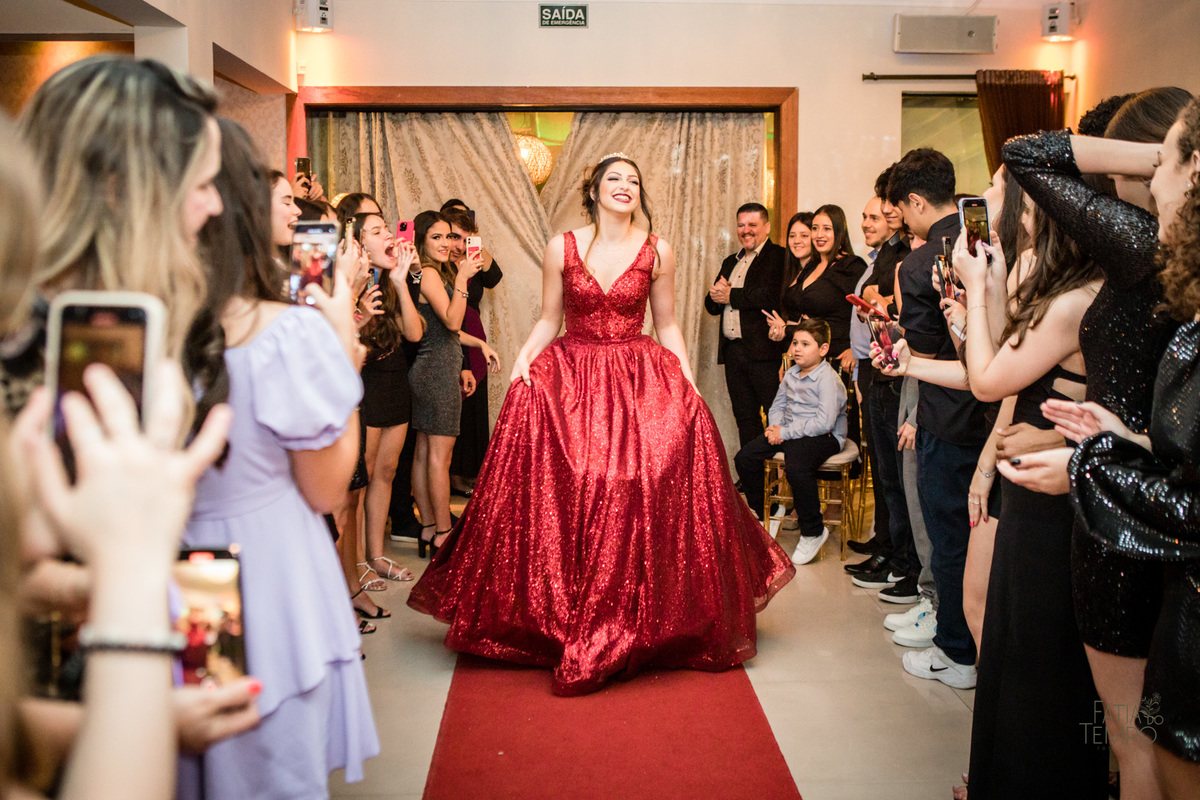 15 anos, debutante, aniversário, adolescente, menina, mulher, festa, buffet, familia, fotografia profissional, fotografia autoral, favoritto buffet, jovem, decoração, happy birthday, princesa, filha, mae de menina, pai de menina, xv, festa de 15 anos, 