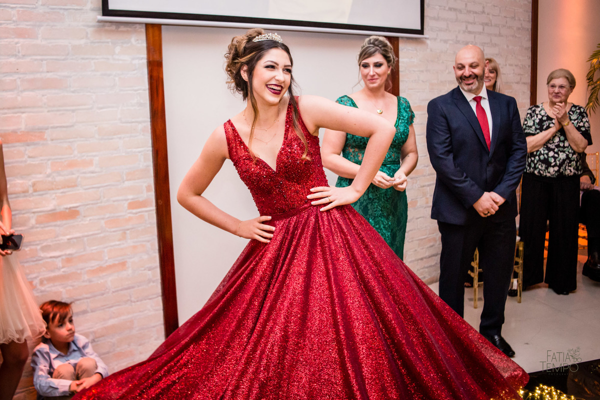 15 anos, debutante, aniversário, adolescente, menina, mulher, festa, buffet, familia, fotografia profissional, fotografia autoral, favoritto buffet, jovem, decoração, happy birthday, princesa, filha, mae de menina, pai de menina, xv, festa de 15 anos, 