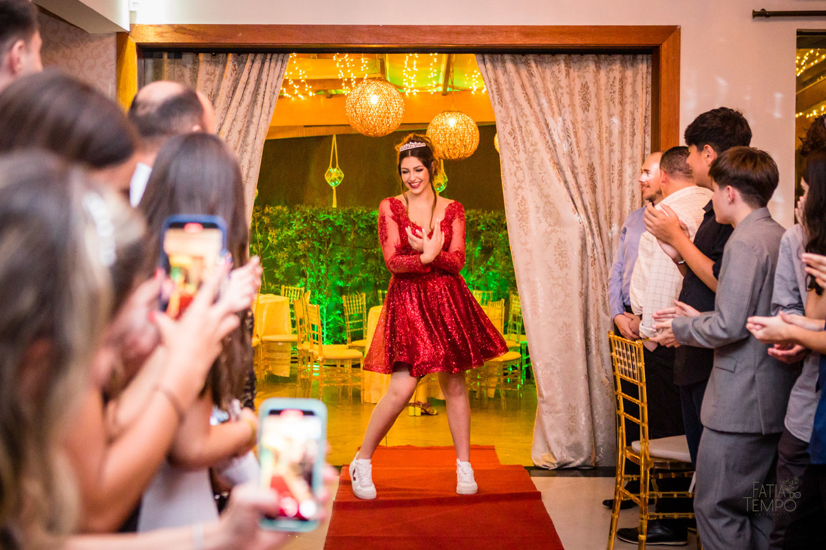 15 anos, debutante, aniversário, adolescente, menina, mulher, festa, buffet, familia, fotografia profissional, fotografia autoral, favoritto buffet, jovem, decoração, happy birthday, princesa, filha, mae de menina, pai de menina, xv, festa de 15 anos, 